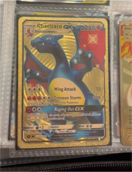 2019 Pokémon SM Hidden Fates #SV49 Charizard GX — front