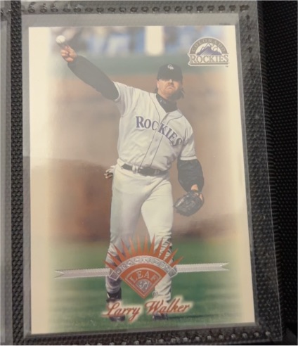 1997 Leaf #238 Larry Walker Colorado Rockies — front