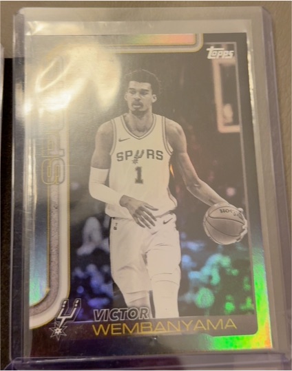 2025-26 Topps #195 Victor Wembanyama — front
