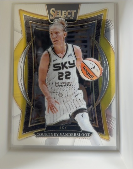 2025 Panini Select WNBA #36 Courtney Vandersloot — front