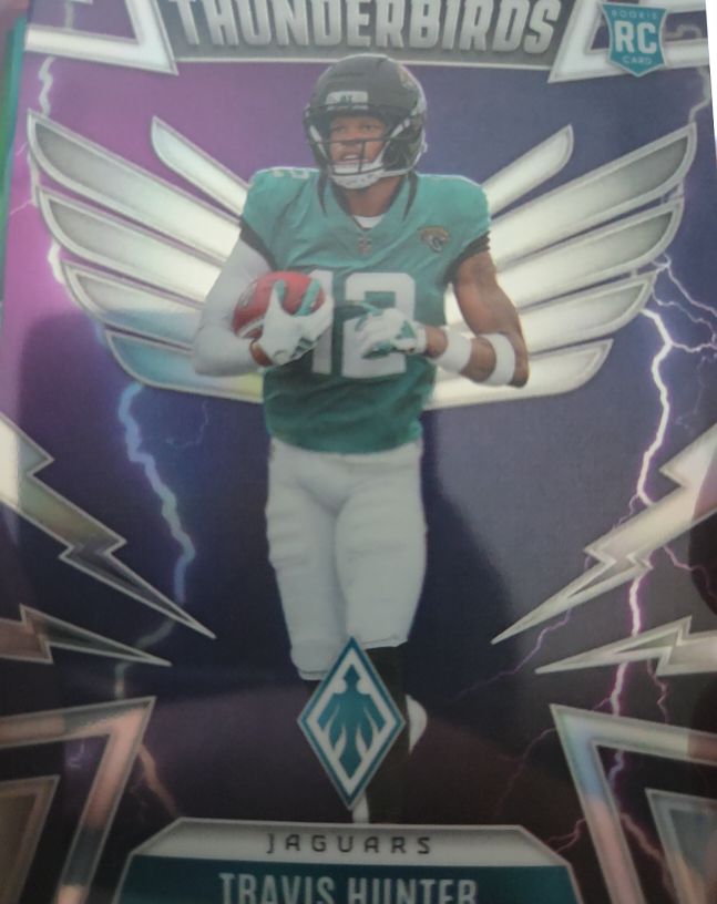 2025 Panini Phoenix Thunderbirds #22 Travis Hunter — front