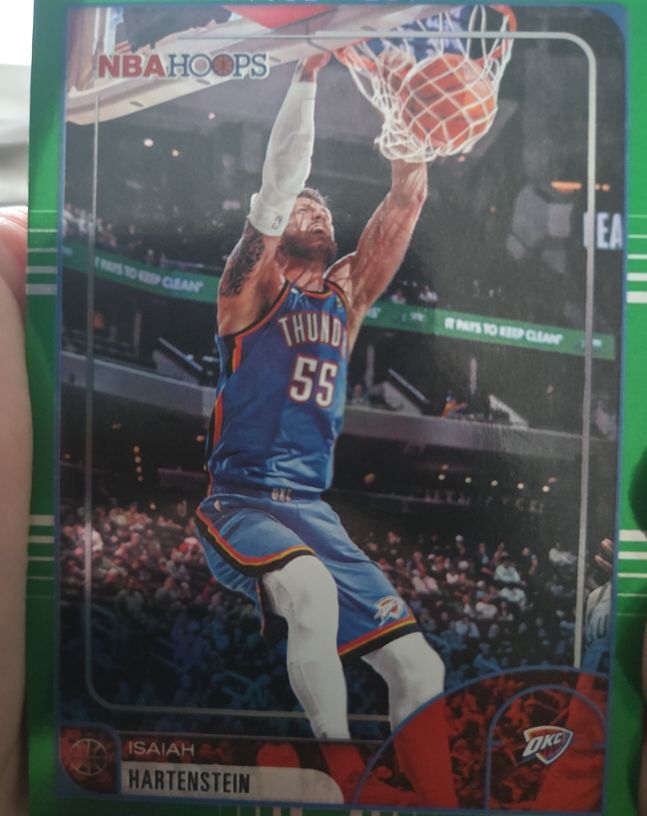 2025-26 Topps NBA Hoops #196 Isaiah Hartenstein — front