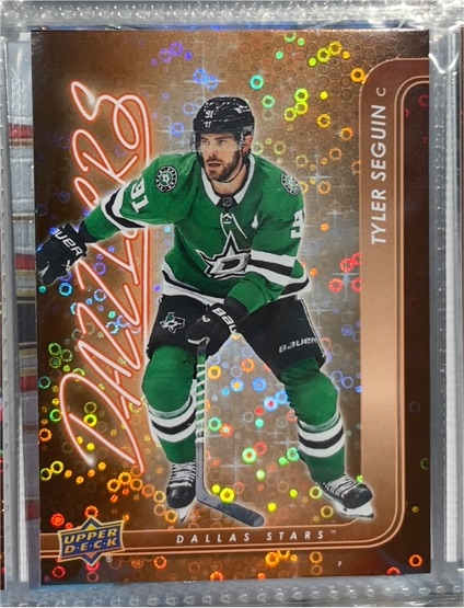 2024-25 Upper Deck Series 1 Dazzlers Orange #DZ-34 Tyler Seguin — front