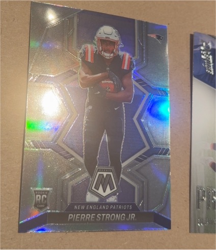 2022 Panini Mosaic #323 Pierre Strong Jr. — front