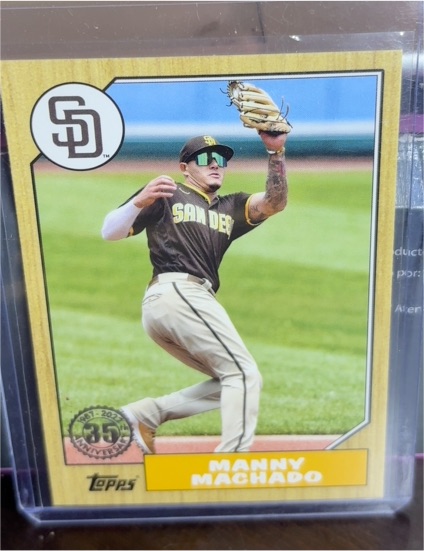 2022 Topps Series 1 1987 Throwback #T87-55 Manny Machado — front