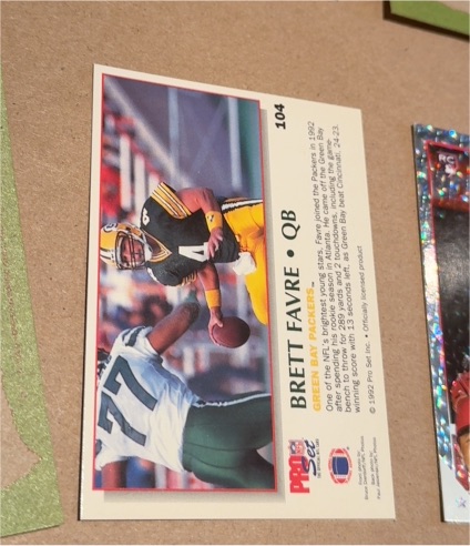 1992 Pro Set #104 Brett Favre — front
