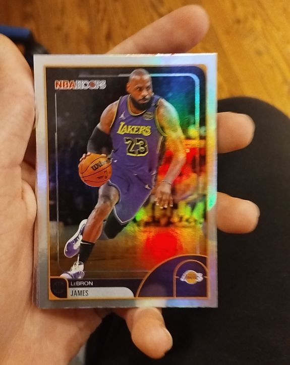 2025-26 Topps NBA Hoops #84 LeBron James — front