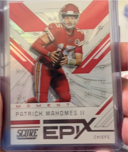 2019 Panini Score Epix Moment #EM-3 Patrick Mahomes II — front