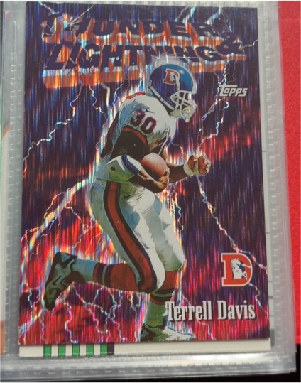1997 Topps Thunder & Lightning #7 Terrell Davis — front