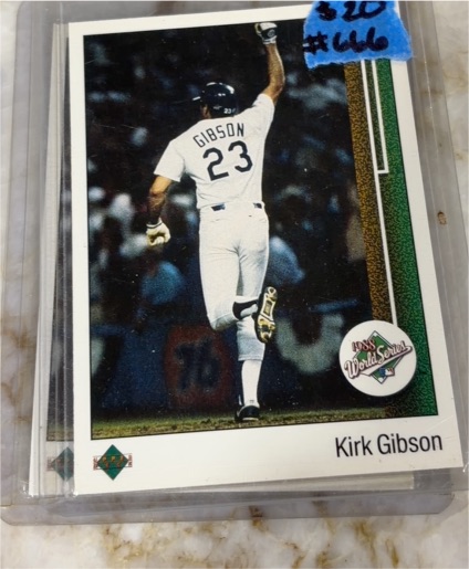 1989 Upper Deck #666 Kirk Gibson — front