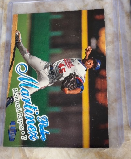 1998 Fleer Ultra Gold Medallion #34G Pedro Martinez — front
