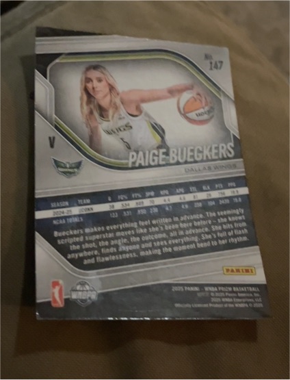 2025 Panini Prizm WNBA #147 Paige Bueckers — front