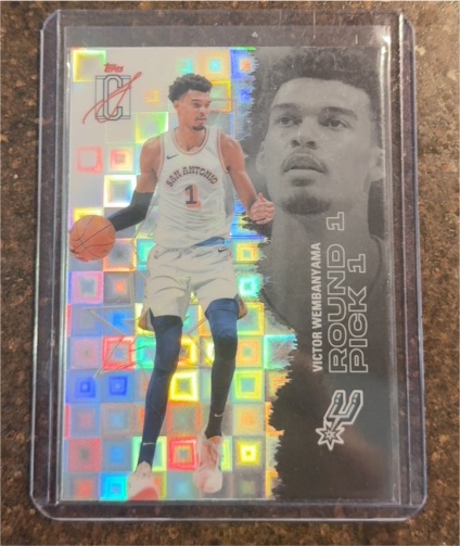 2025 Topps Victor Wembanyama Round 1 Pick 1 — front