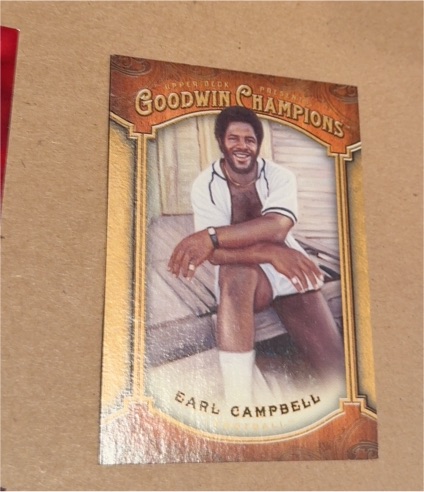2014 Upper Deck Goodwin Champions #3 Earl Campbell — front
