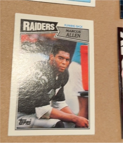 1987 Topps #215 Marcus Allen — front