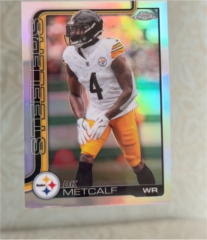 2025 Topps Chrome #254 DK Metcalf — front