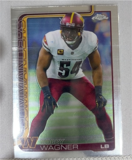 2025 Topps Chrome #299 Bobby Wagner — front