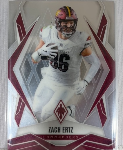 2025 Panini Phoenix #32 Zach Ertz — front