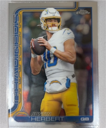 2025 Topps Chrome #158 Justin Herbert — front