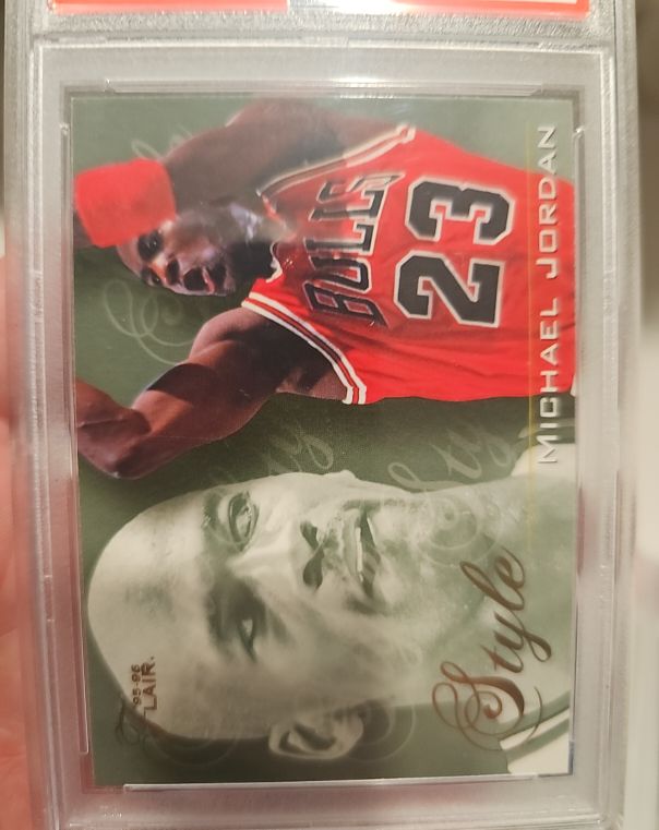 1995-96 Flair Style #235 Michael Jordan — front