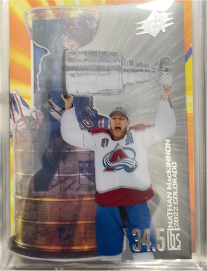 2025-26 Upper Deck SPx #SC-8 Nathan MacKinnon 34.5lbs — front
