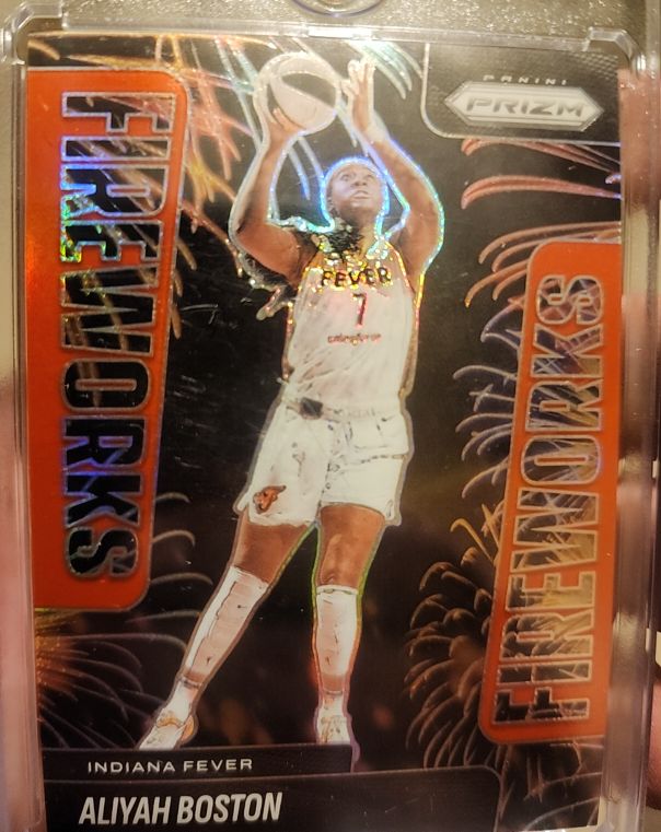 2025 Panini Prizm WNBA #3 Aliyah Boston Fireworks — front