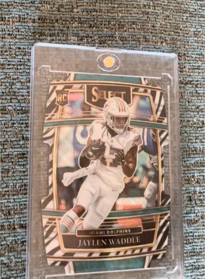 2021 Panini Select #48 Jaylen Waddle — front