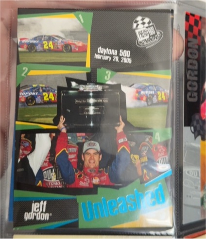2005 Press Pass Jeff Gordon Unleashed — front