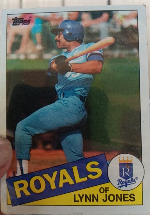 1985 Topps #513 Lynn Jones — front