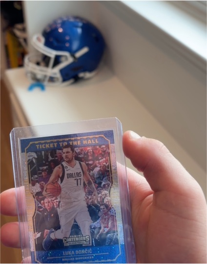 2022-23 Panini Contenders #19 Luka Doncic Ticket To The Hall — front