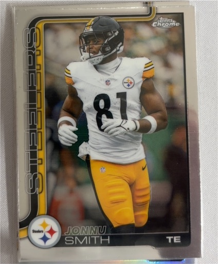 2025 Topps Chrome #257 Jonnu Smith — front