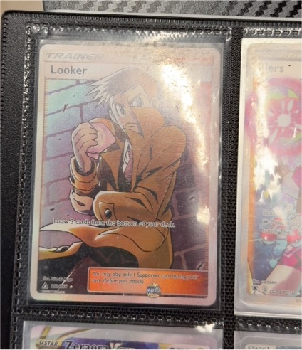 2018 Pokémon Ultra Prism #152 Looker — front