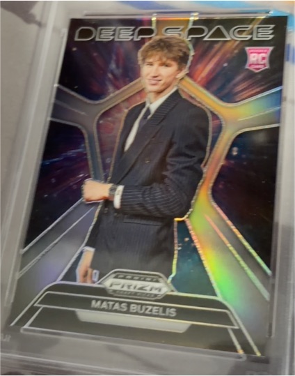 2024 Panini Prizm Draft Picks Deep Space #7 Matas Buzelis — front