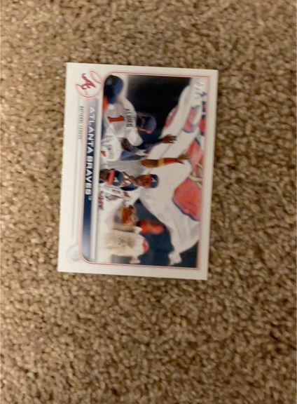 2022 Topps Series 1 #164 Atlanta Braves Team Card — front