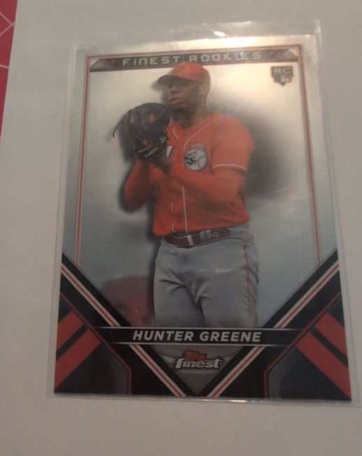 2022 Topps Finest #69 Hunter Greene — front
