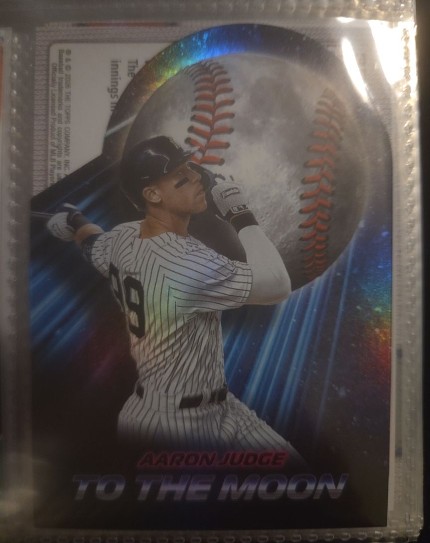 2023 Topps Aaron Judge To The Moon — front