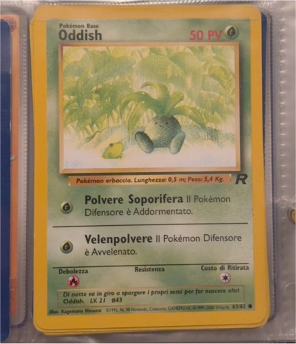 1999 Pokémon Base #43 Oddish — front
