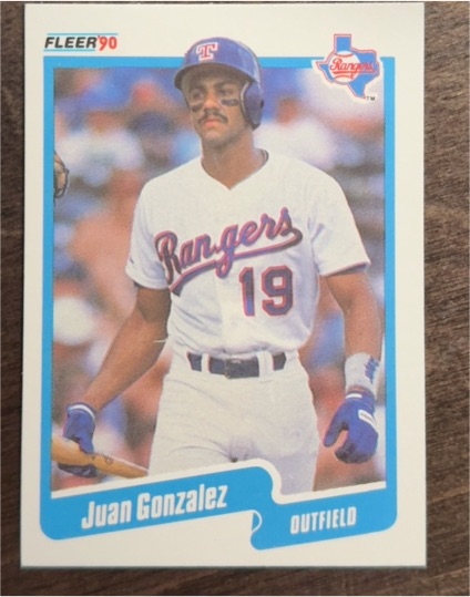 1990 Fleer #19 Juan Gonzalez — front
