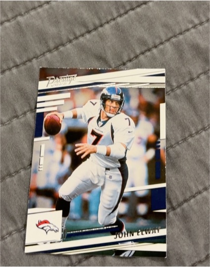 2001 Panini Prestige #7 John Elway — front