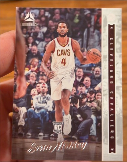 2021 Panini Luminance #4 Evan Mobley — front