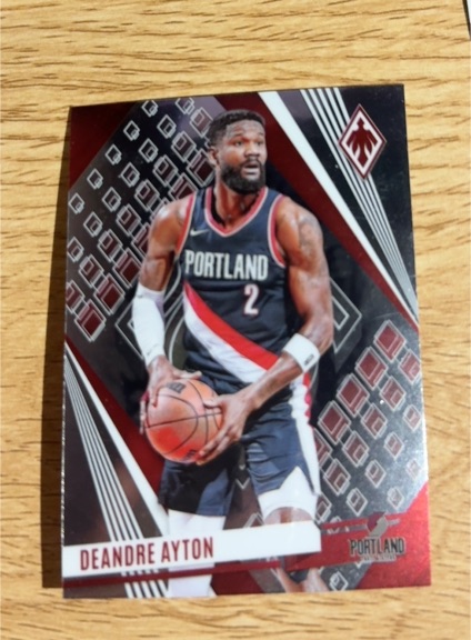 2022 Panini NBA Hoops Premium Stock #2 Deandre Ayton — front