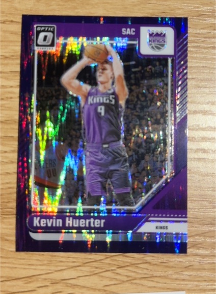 2021 Donruss Optic #9 Kevin Huerter — front