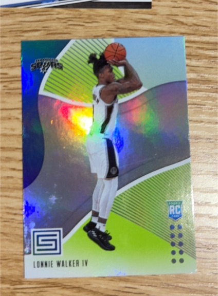 2018 Panini Status #152 Lonnie Walker IV — front