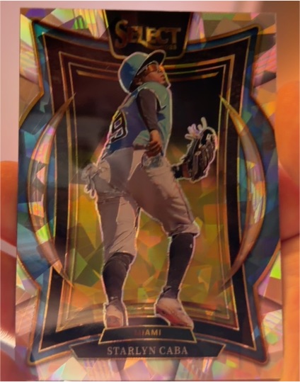 2022 Panini Select #19 Starlyn Caba — front