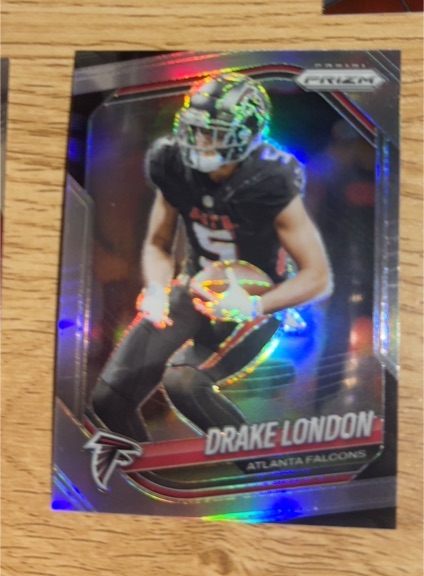 2022 Panini Prizm #5 Drake London — front
