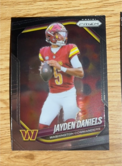 2023 Panini Prizm #5 Jayden Daniels — front