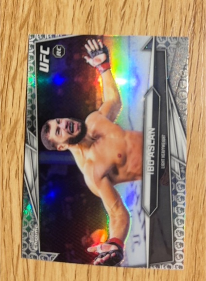 2020 Topps Chrome UFC #4 Khamzat Chimaev — front