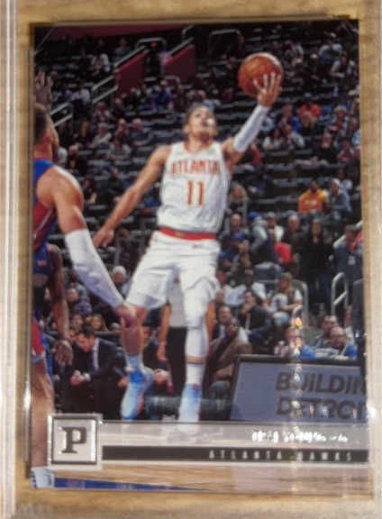 2020 Panini Prizm #14 Trae Young — front