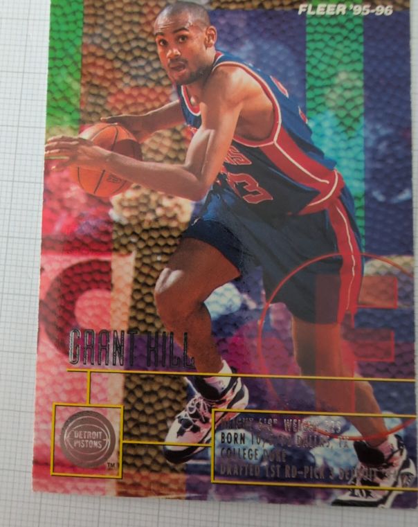 1995-96 Fleer #3 Grant Hill — front