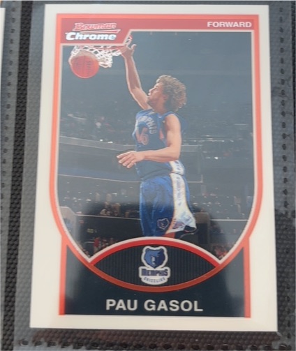 2001 Bowman Chrome #146 Pau Gasol — front